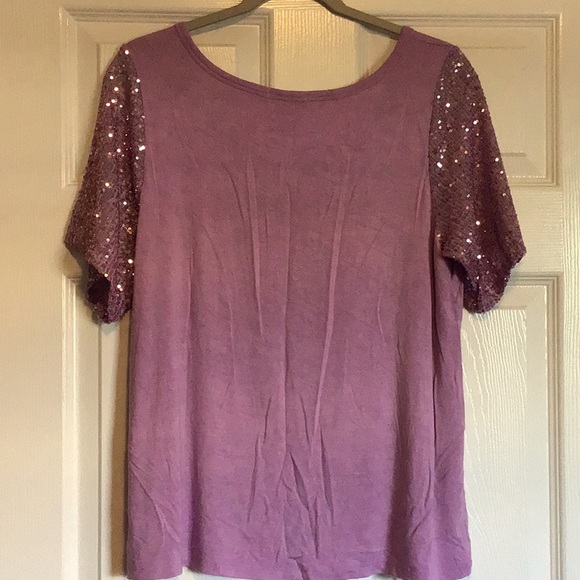 Set of 2 Sequin Sleeve Tees - Picture 5 of 11